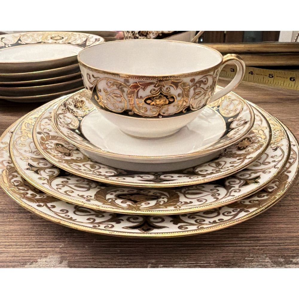 Rare Noritake 20056 Black Christmas Ball Luncheon Set 29 Piece Set Service for 6